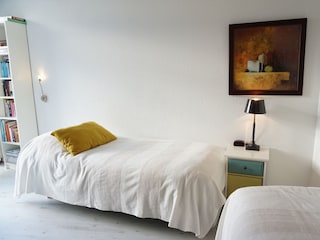 Schlafzimmer mit 2 Einzelbetten