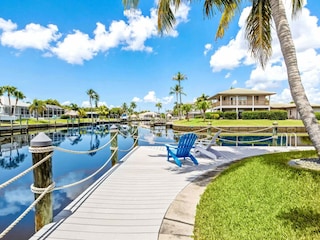 A place to relax by the canal  at Cape Coral