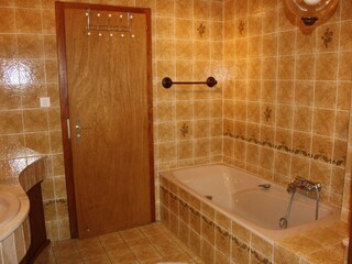 Badezimmer 2