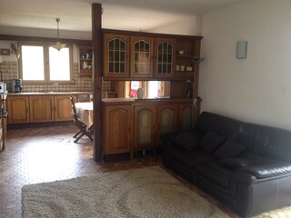 Wohnzimmer und offene Kuche (SUD)