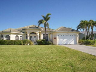 a dream vacation in a dream villa in Cape Coral