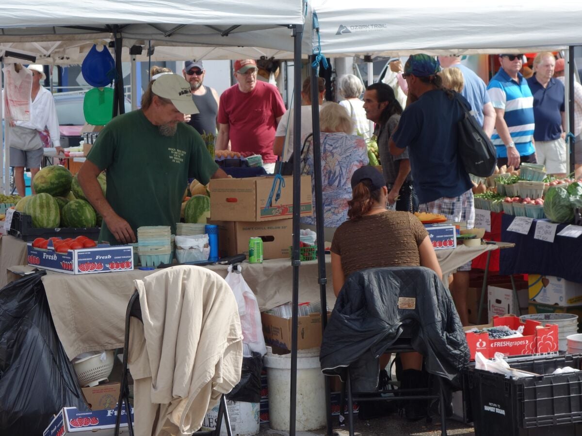 Farmers Market  at 47th Terrace, Cape Coral