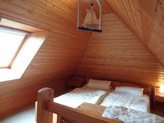 Schlafzimmer 3 (Dach)