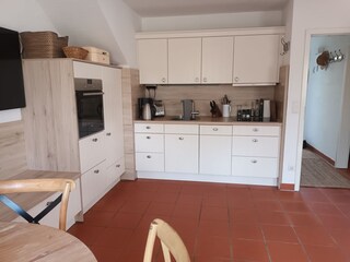 Küche mit allem drum und dran