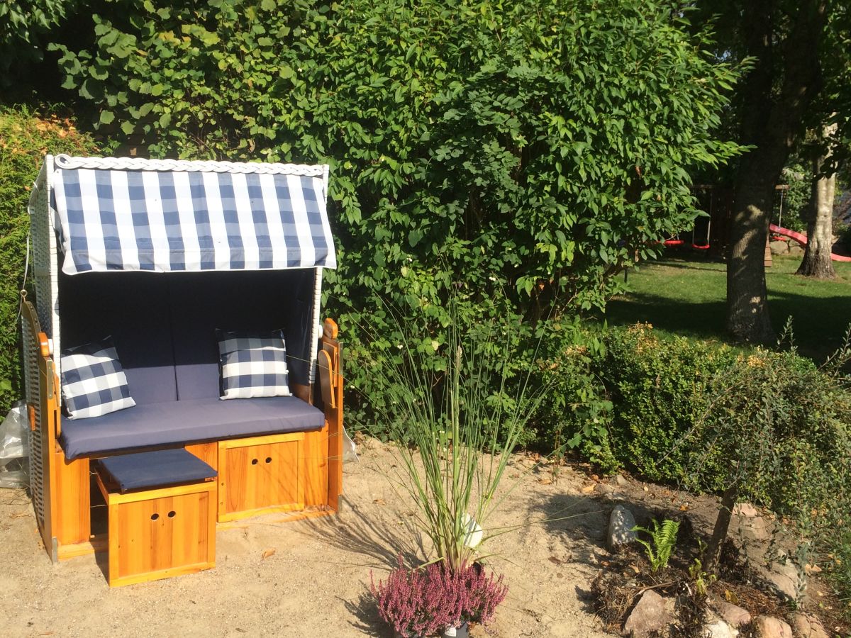 Ferienwohnung Rügen, Dörphof, Herr Sönke Henrici