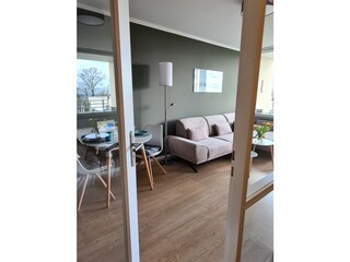 Blick vom Flur in den Eingangsbereich