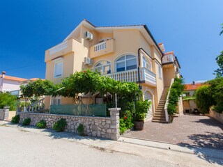 Appartamento per vacanze Šilo Registrazione all'aperto 2