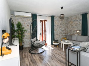 Appartamento per vacanze Kambelovac 1 - Kaštel Sućurac - image1