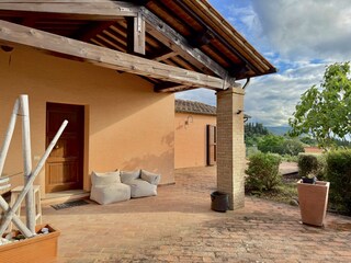 Villa Pomarance Outdoor Recording 5