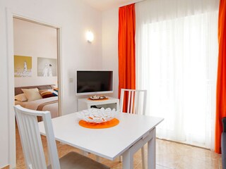 Living room/dining room