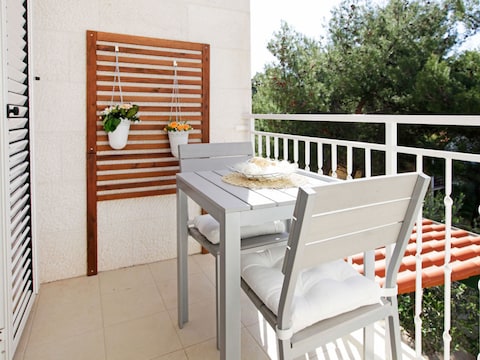 Holiday apartment Bol Adria 3
