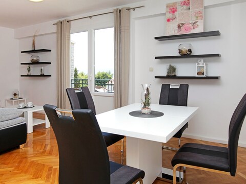 Ferienwohnung Bol Angela 11