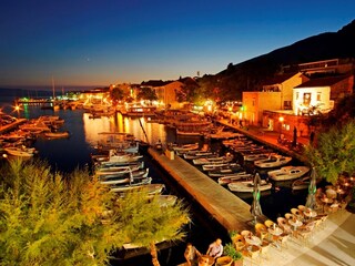 Bol-View of the port