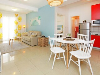 living/dining room