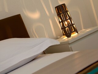 Doppelbett-Schlafzimmer-Iris3