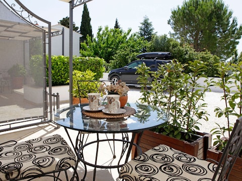 Holiday apartment Bol Lena 1