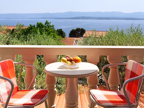 Holiday apartment Bol Toni 1