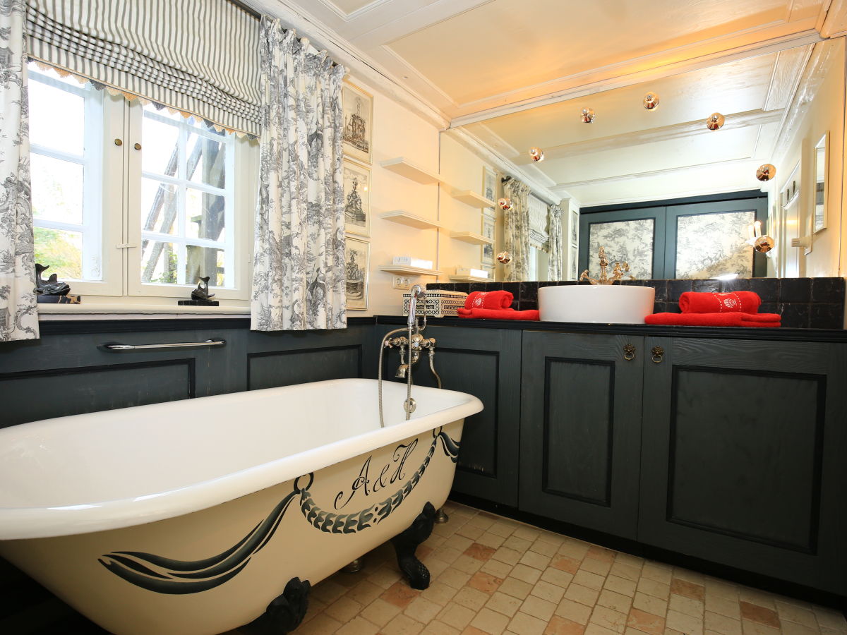 20170110164912 freistehende badewanne im schlafzimmer ~ easinext.com