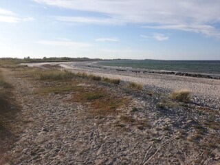 Schöner ruhiger Strand fußläufig erreichbar