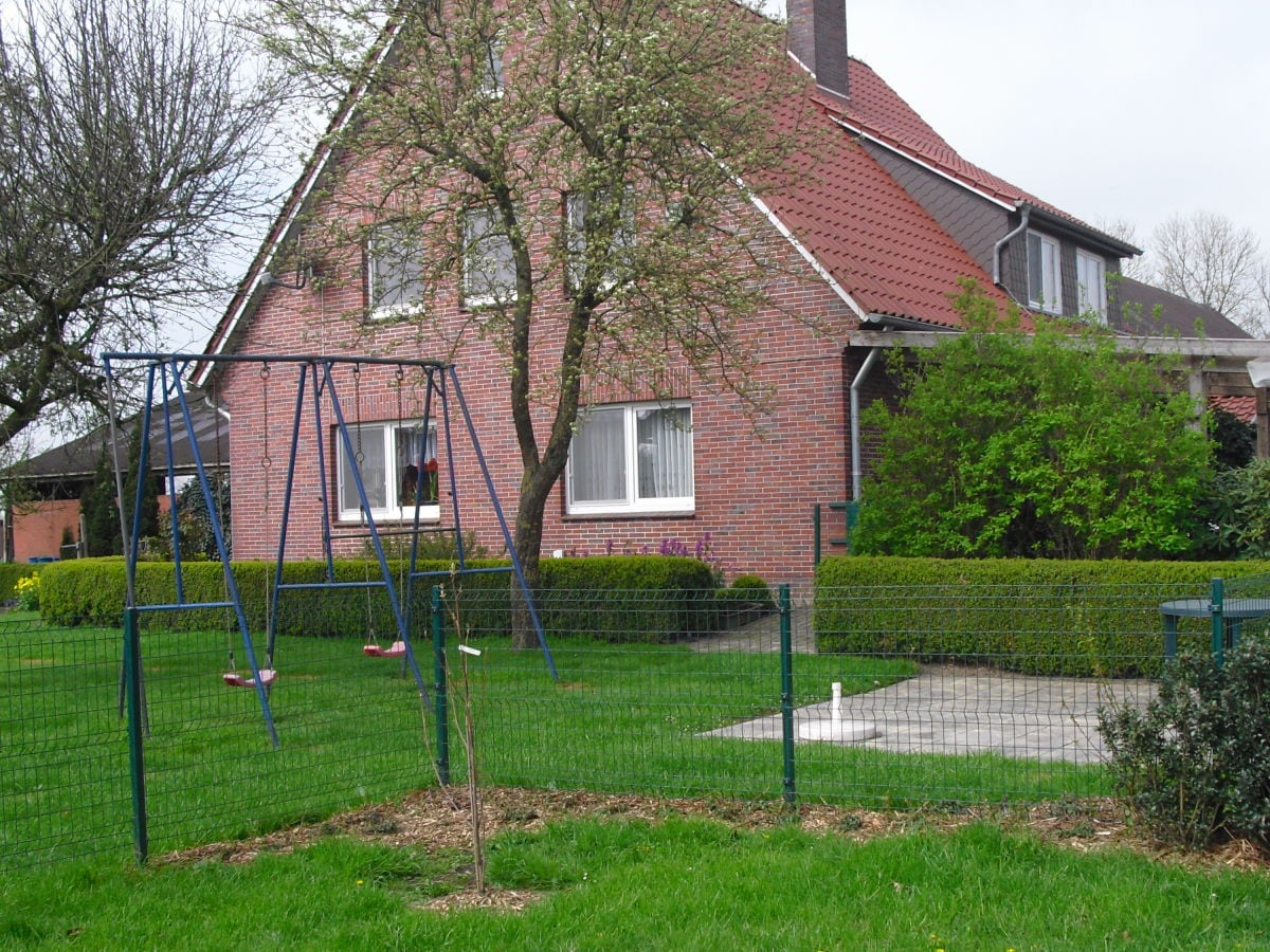 Ferienhaus mit Kinderspielplatz