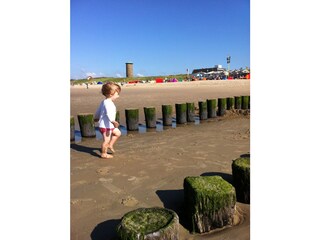 Spielen am Strand