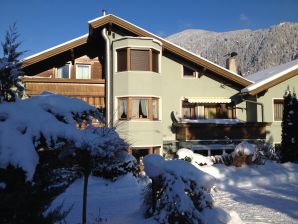 Junge singles mayrhofen. Ramona karolin sexkontakt 