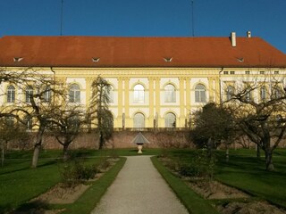 Schloß Dachau mit Hofgarten