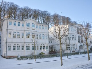 "Villa Eden" II und I im Winter