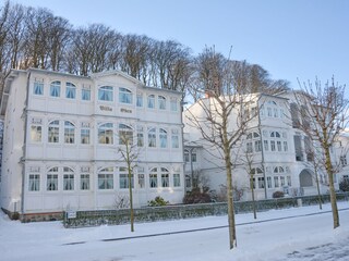"Villa Eden" II und I im Winter