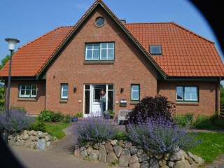 Das Bloomhuus ist ein geräumiges Friesen-Doppelhaus.