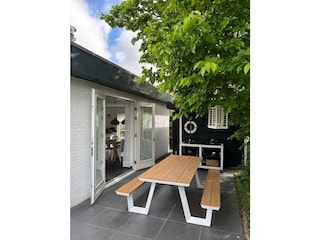 Mit direktem Zugang vom Wohnzimmer