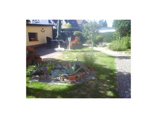 Hofansicht mit Terrasse II
