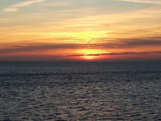 Sonnenuntergang vor Borkum