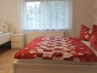 Schlafzimmer1