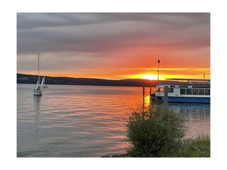 Sonnenuntergang am Hafen Unteruhldingen