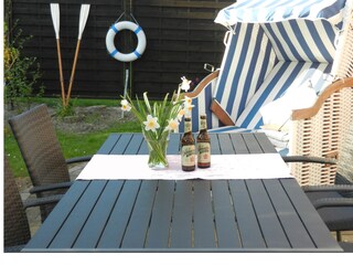 Holiday Home Nordseejuwel terrace & hooded beach chair