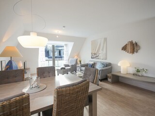 Wohnzimmer/Eßbereich