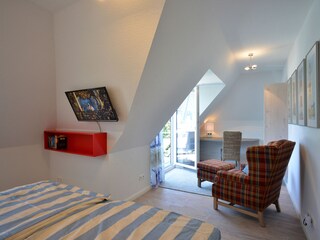 Schlafzimmer 1