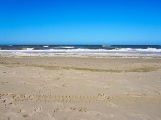 Breiter und sauberer Strand