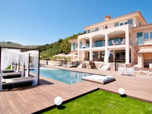 Villa Maria Cuatro
