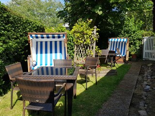 Terrasse mit Strandkorb