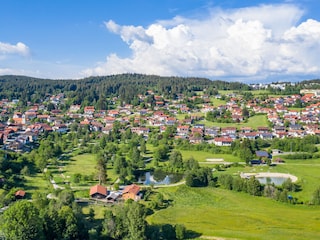 Kurpark mit Naturbadeweiher