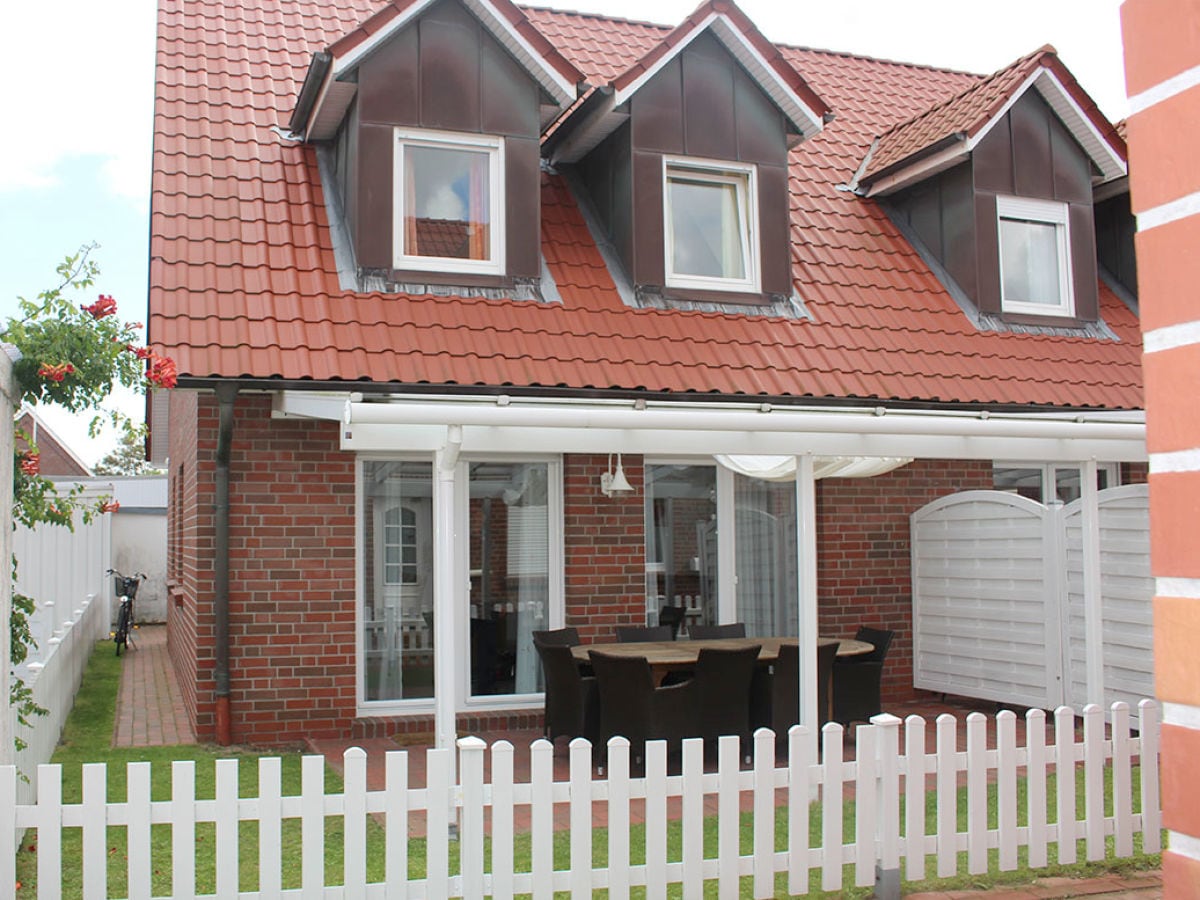 Rückansicht Ferienhaus Anna auf Borkum