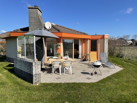 Ferienhaus Zeestern Nr. 244 im Ferienpark Strandslag