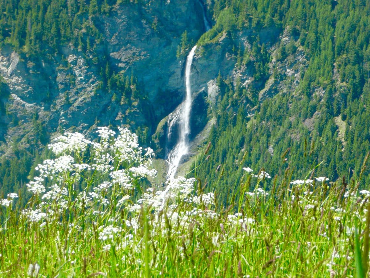 Blick gegenüber Wasserfall Jungfernsprung