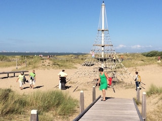 Holiday house Nieuwvliet Environment 30