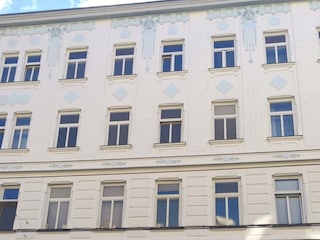 Well maintained art nouveau house