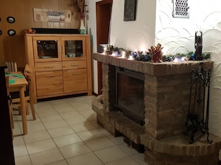 Essecke mit Kamin
