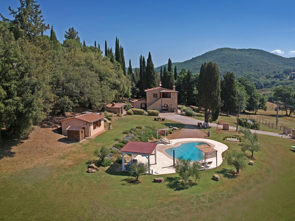 Villa mit Pool