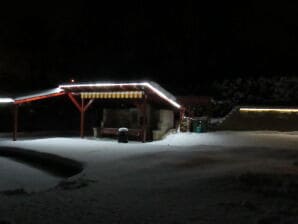 Ferienwohnung im Ferienhaus Trosenka - Hrubá Skalá - image1